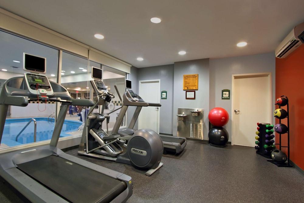 Hilton Garden Inn Saint Charles Eksteriør billede